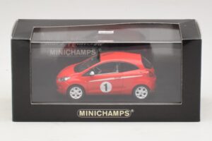 Ford Ka Mk2 Grand Prix Pacchetto Styling Rosso Minichamps 1:43 400088201 Pressofusione — immagine 4 di 4