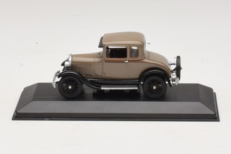 Ford Model A Standard Coupe Beige Minichamps 1:43 Ford Model A Standard Coupe Beige Minichamps 1:43 400082102 Pressofusione