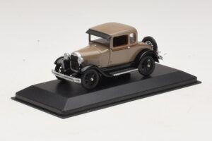 Ford Model A Standard Coupe Beige Minichamps 1:43 400082102 Pressofusione — immagine 2 di 4
