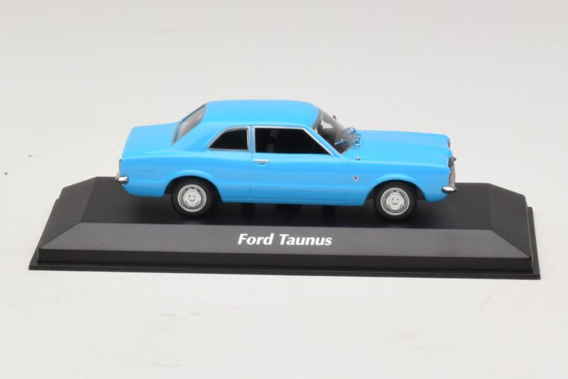 Ford Taunus TC Coupé Azzurro Chiaro Maxichamps 1:43 Ford Taunus TC Coupé Azzurro Chiaro Maxichamps 1:43 940081301 Pressofusione