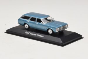 Ford Taunus TC Turnier Blue Metallic Maxichamps 1:43 940081311 Pressofusione — immagine 3 di 4
