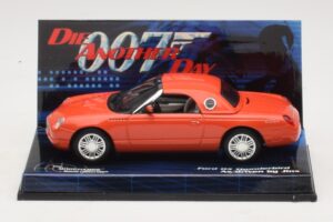 Ford Thunderbird Die Another Day Minichamps 1:43 045132 Pressofusione
