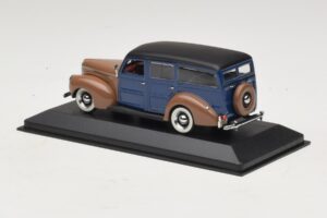 Ford V8 De Luxe Woody Station Wagon Marrone Blu Minichamps 1:43 400082112 Pressofusione — immagine 3 di 4