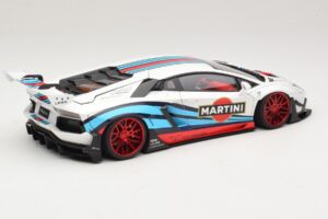 Lamborghini Aventador LB Works Martini Livery AUTOart 1:18 79185 Composito — immagine 3 di 8