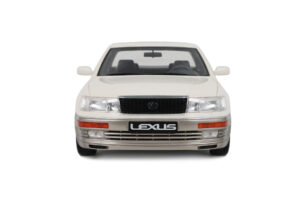 Lexus LS 400 XF10 Diamond White Pearl Otto 1:18 OT1277 Resina — immagine 4 di 5