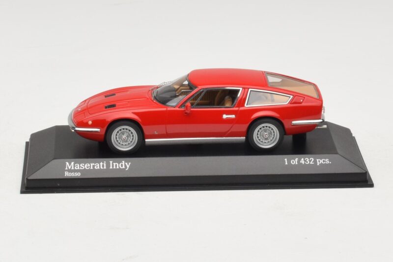 Maserati Indy Rosso Minichamps 1:43 Maserati Indy Rosso Minichamps 1:43 437123120 Pressofusione