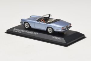 Maserati Mistral Spyder Light Blue Metallic Minichamps 1:43 437123432 Pressofusione — immagine 3 di 4