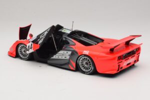 McLaren F1 GTR Lark #44 Tsuchiya / Ayles 24 Hours of Le Mans 1997 Minichamps 1:18 530133744 Pressofusione — immagine 5 di 8