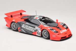 McLaren F1 GTR Lark #44 Tsuchiya / Ayles 24 Hours of Le Mans 1997 Minichamps 1:18 530133744 Pressofusione — immagine 6 di 8