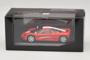 McLaren F1 Rosso Con Strisce Bianche Minichamps 1:43 MCLAREN005 Pressofusione — immagine 4 di 4