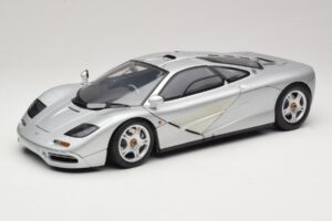 McLaren F1 Argento Minichamps 1:12 530133123 Pressofusione