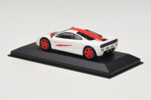 McLaren F1 Bianco Con Strisce Rosse Minichamps 1:43 MCLAREN003 Pressofusione — immagine 2 di 4