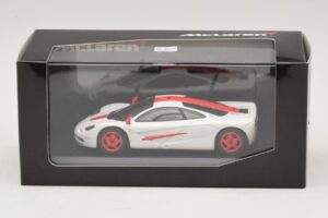 McLaren F1 Bianco Con Strisce Rosse Minichamps 1:43 MCLAREN003 Pressofusione — immagine 3 di 4