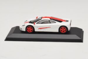 McLaren F1 Bianco Con Strisce Rosse Minichamps 1:43 MCLAREN003 Pressofusione — immagine 4 di 4