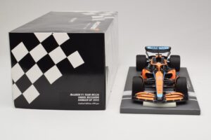 McLaren MCL36 #3 D. Ricciardo Bahrain GP 2022 Minichamps 1:18 537221803 Pressofusione — immagine 3 di 7
