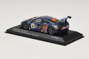McLaren MP4-12C GT3 #88 Von Ryan Racing Barff / Goodwin 24 Hours of Spa 2013 Minichamps 1:43 437131388 Pressofusione — immagine 3 di 4