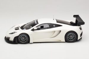 McLaren MP4-12C GT3 Bianco 2013 Minichamps 1:18 151121394 Pressofusione — immagine 3 di 6