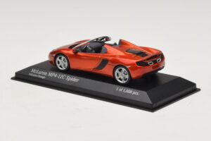 McLaren MP4-12C Spider Arancione Metallizzato Minichamps 1:43 530133030 Pressofusione — immagine 3 di 4