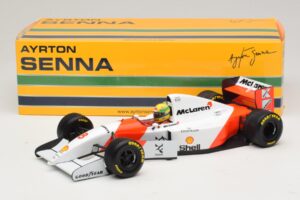 McLaren MP4/8 Ford #8 A. Senna Winner European GP 1993 Minichamps 1:18 540931818 Pressofusione — immagine 2 di 7