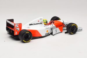 McLaren MP4/8 Ford #8 A. Senna Winner European GP 1993 Minichamps 1:18 540931818 Pressofusione — immagine 6 di 7