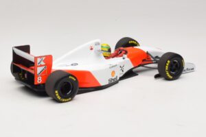 McLaren MP4/8 Ford #8 A. Senna Winner Japanese GP 1993 Minichamps 1:18 540931878 Pressofusione — immagine 6 di 7