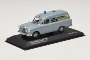 Mercedes 190 W110 Ambulanza DRK Minichamps 1:43 400037270 Pressofusione — immagine 2 di 4