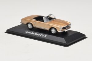 Mercedes 230 SL W113 Oro Metallizzato Maxichamps 1:43 940032230 Pressofusione — immagine 3 di 4
