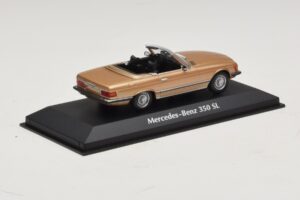 Mercedes 350 SL R107 Oro Maxichamps 1:43 940033431 Pressofusione — immagine 2 di 4