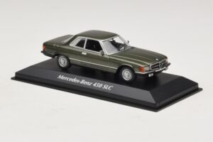 Mercedes 450 SLC C107 Verde Scuro Metallizzato Maxichamps 1:43 940033420 Pressofusione — immagine 3 di 4