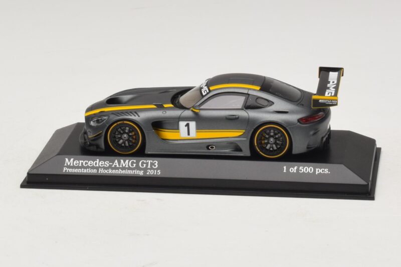 Mercedes AMG GT3 Presentation Hockenheimring 2015 Minichamps 1:43 Mercedes AMG GT3 Presentation Hockenheimring 2015 Minichamps 1:43 437163001 Pressofusione