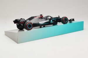 Mercedes AMG Petronas W11 EQ Performance #44 L. Hamilton 91st F1 Win Eifel GP 2020 Minichamps 1:18 113201144 Pressofusione — immagine 3 di 6