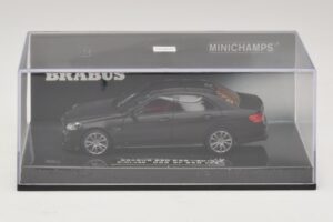 Mercedes Brabus 850 E63 W212 Nero Opaco Minichamps 1:43 437034101 Pressofusione — immagine 4 di 5