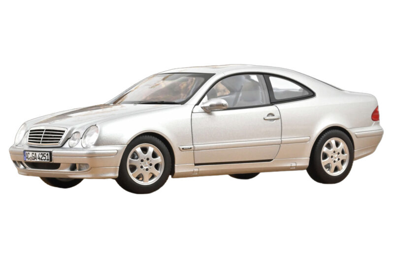 Mercedes CLK C208 Brilliant Silver Norev 1:18 Mercedes CLK C208 Brilliant Silver Norev 1:18 183335 Pressofusione