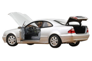 Mercedes CLK C208 Brilliant Silver Norev 1:18 183335 Pressofusione — immagine 2 di 3