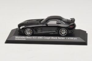 Mercedes SLS AMG C197 Black Series Nero Metallizzato Minichamps 1:43 437033020 Pressofusione