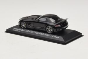 Mercedes SLS AMG C197 Black Series Nero Metallizzato Minichamps 1:43 437033020 Pressofusione — immagine 3 di 4