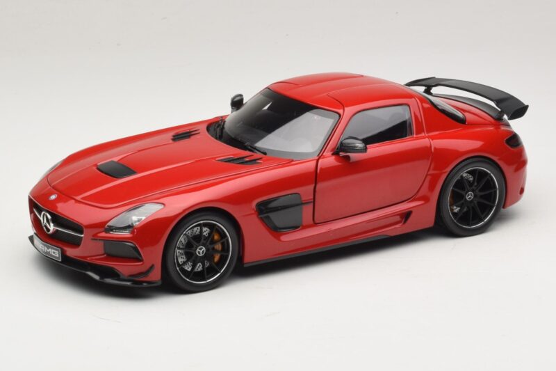 Mercedes SLS AMG C197 Black Series Rosso Minichamps 1:18 110033022 Pressofusione