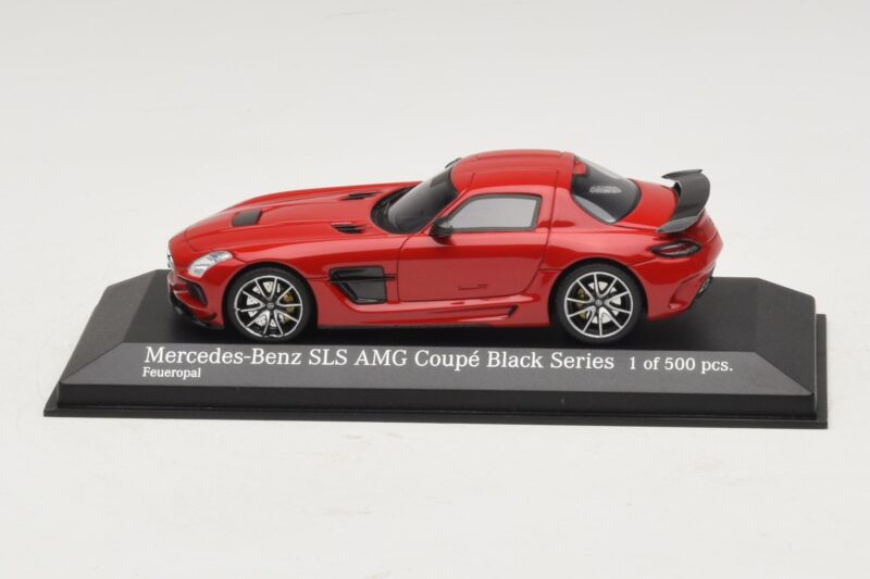 Mercedes SLS AMG C197 Black Series Rosso Minichamps 1:43 437033021 Pressofusione