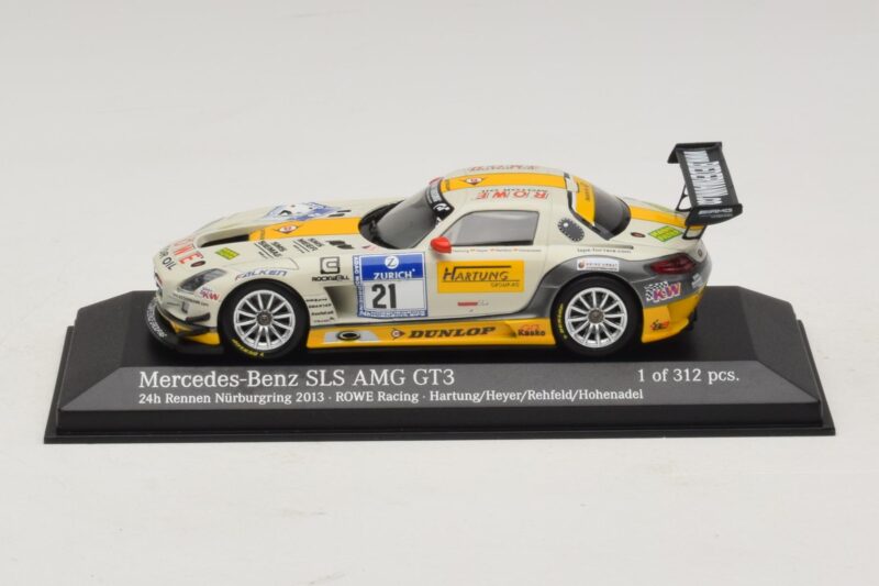 Mercedes SLS AMG GT3 #21 Rowe Racing Hartung / Heyer Nurburgring 24 Hours 2013 Minichamps 1:43 Mercedes SLS AMG GT3 #21 Rowe Racing Hartung / Heyer Nurburgring 24 Hours 2013 Minichamps 1:43 410133221 Pressofusione