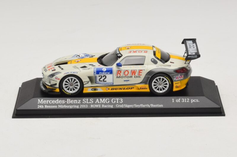 Mercedes SLS AMG GT3 #22 Rowe Racing Graf / Jager Nurburgring 24 Hours 2013 Minichamps 1:43 Mercedes SLS AMG GT3 #22 Rowe Racing Graf / Jager Nurburgring 24 Hours 2013 Minichamps 1:43 410133222 Pressofusione