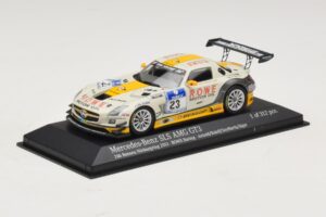 Mercedes SLS AMG GT3 #23 Rowe Racing Arnold / Roloff Nurburgring 24 Hours 2013 Minichamps 1:43 410133223 Pressofusione — immagine 2 di 4