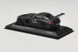 Mercedes SLS AMG GT3 45 Years of Driving Performance Nero Minichamps 1:43 410133200 Pressofusione — immagine 3 di 4