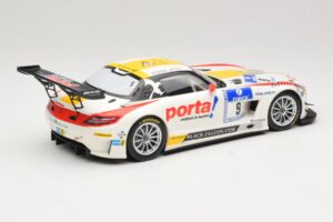 Mercedes SLS AMG GT3 #9 B. Schneider / J. Bleekemolen Black Falcon 24 Hours of Nurburgring Winner 2013 Minichamps 1:18 151133 — immagine 2 di 6