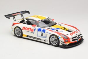 Mercedes SLS AMG GT3 #9 B. Schneider / J. Bleekemolen Black Falcon 24 Hours of Nurburgring Winner 2013 Minichamps 1:18 151133 — immagine 4 di 6