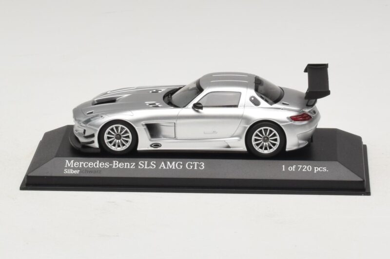 Mercedes SLS AMG GT3 Argento Minichamps 1:43 Mercedes SLS AMG GT3 Argento Minichamps 1:43 410113202 Pressofusione