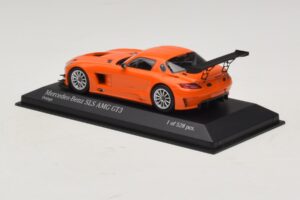 Mercedes SLS AMG GT3 Street Orange Minichamps 1:43 410113204 Pressofusione — immagine 3 di 4
