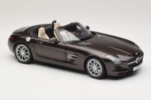 Mercedes SLS AMG Sepang Brown Minichamps 1:18 B66960080 Pressofusione — immagine 7 di 9