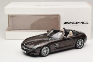 Mercedes SLS AMG Sepang Brown Minichamps 1:18 B66960080 Pressofusione — immagine 9 di 9