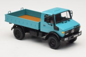 Mercedes Unimog 1300 L Camion con Pianale Blu Minichamps 1:43 439033020 Pressofusione — immagine 4 di 6