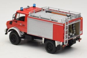 Mercedes Unimog 1300 L TLF 8/18 FF Oberammergau Minichamps 1:43 439033071 Pressofusione — immagine 5 di 6